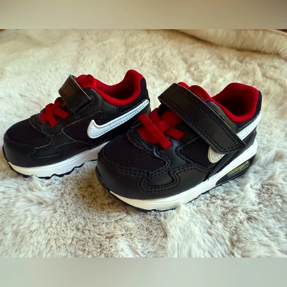 Nike Air Max sneakers toddler size 5C Black and Red boys shoes - Picture 2 of 9